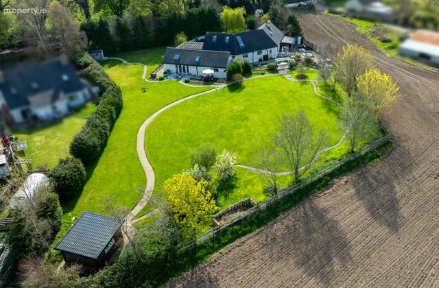 The Oaks, Killoughter, Ashford, Co. Wicklow - Click to view photos