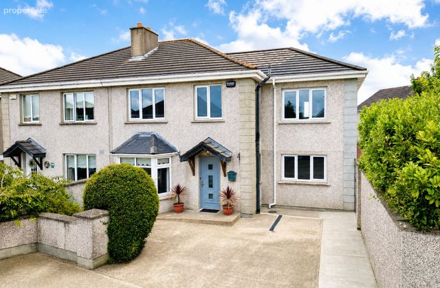 10 Oakwood, The Paddock, Enniscorthy, Co. Wexford - Click to view photos