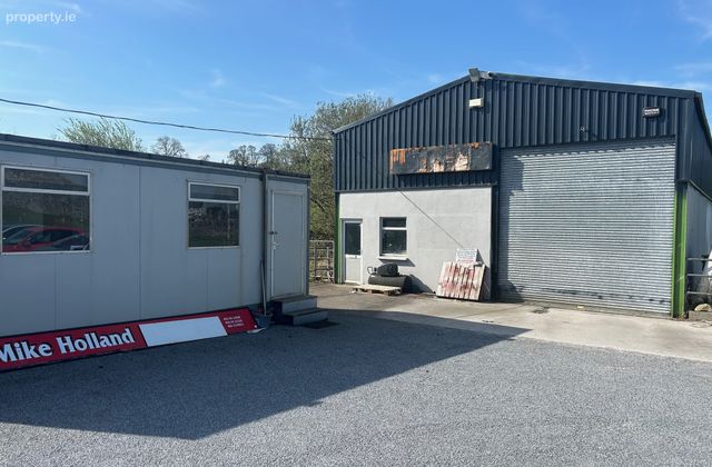 Ballintubber, Ballintubber, Co. Roscommon - Click to view photos