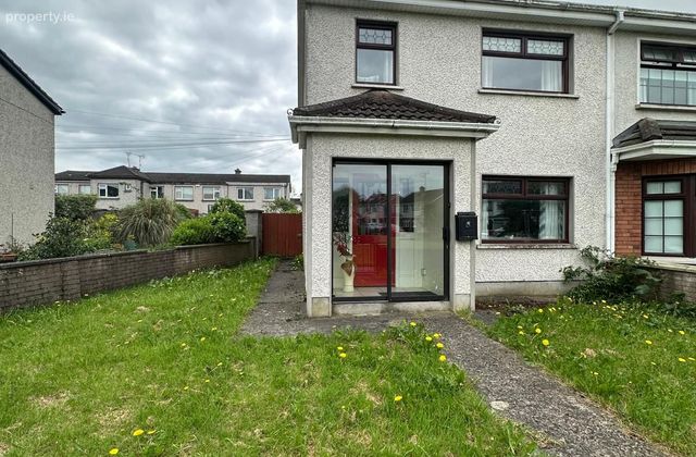 298 Greenacres, Dundalk, Co. Louth - Click to view photos