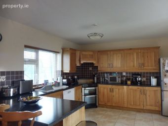 Ower East, Rosscahill, Rosscahill, Co. Galway - Image 3