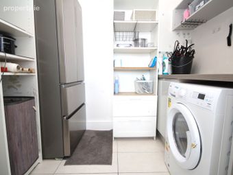 Apartment 23, Larkfield Hall, Leopardstown, Dublin 18 - Image 3