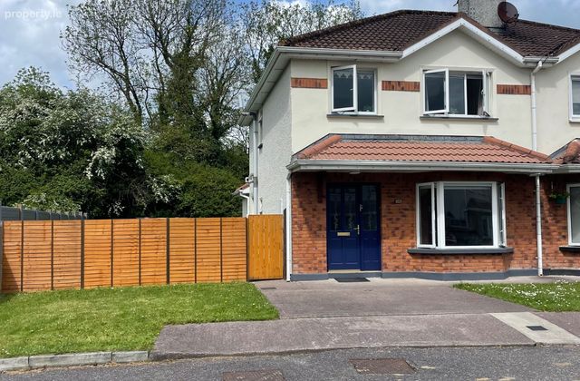 19 Awbeg, River Valley, Mallow, Co. Cork - Click to view photos