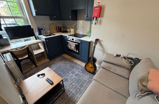1 Bedroom, Mountpleasant Avenue, Ranelagh, Dublin 6 - Click to view photos