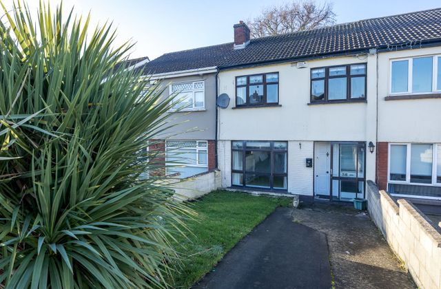 38 Huntstown Rise, Mulhuddart, Huntstown, Dublin 15 - Click to view photos