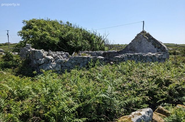 Toureen, Bealadangan, Carraroe, Co. Galway, Carraroe, Co. Galway - Click to view photos