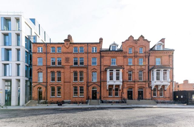 Earlsfort Terrace, Dublin 2 - Click to view photos