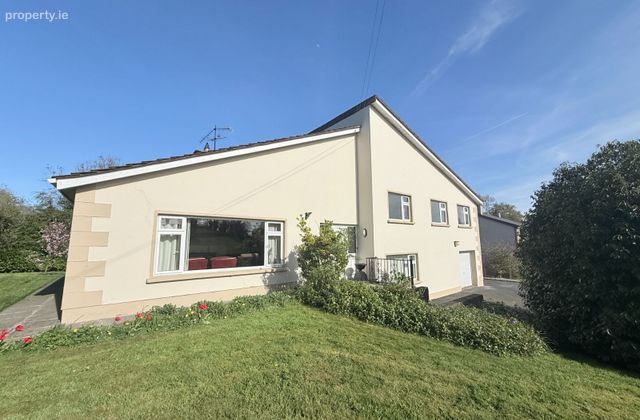 Willow House, Tullybryan, Monaghan, Co. Monaghan - Click to view photos