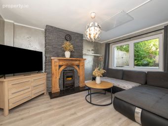 1 Michael Burke Terrace, Carrignafoy, Cobh, Co. Cork - Image 4