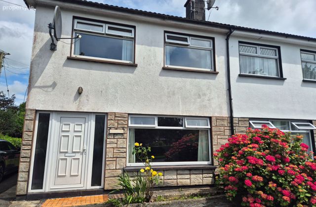 Ballybay Road, Carrickmacross, Co. Monaghan - Click to view photos