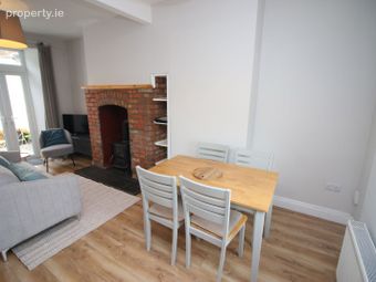 37 Tyrone Place, Tower Street, Cork City Centre, Co. Cork - Image 2