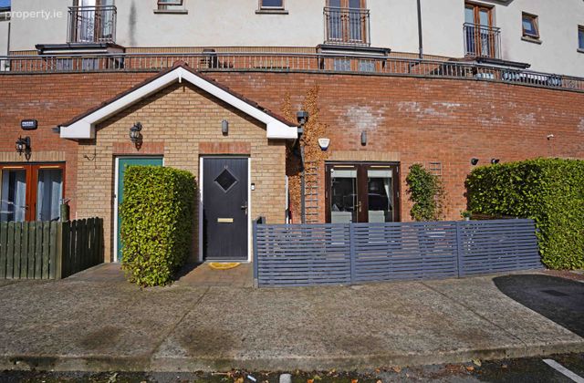 15 Summerseat Green, Summerseat, Clonee, Co. Meath - Click to view photos