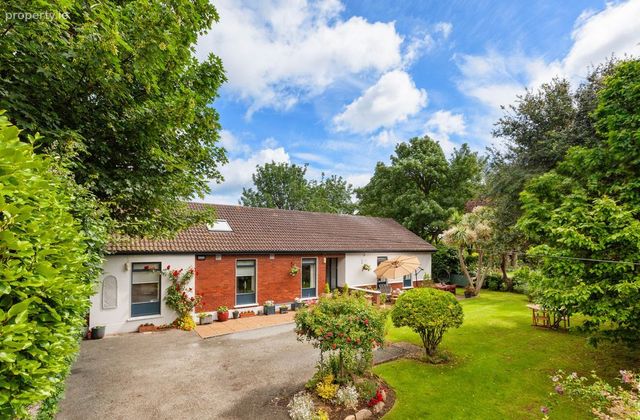 Cush Lodge, 10a Station Road, Sutton, Dublin 13 - Click to view photos