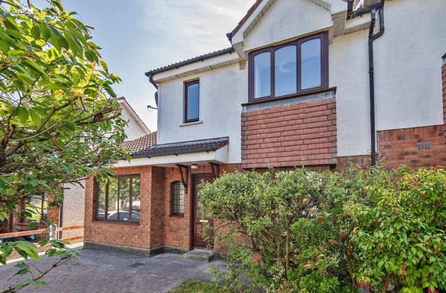 21 Malin Avenue, Ardkeen Village, Waterford City Centre, Co. Waterford - Click to view photos