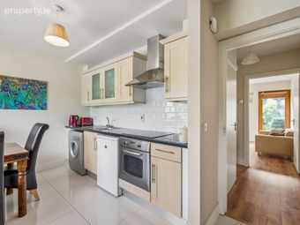 34 Lissadel Wood, Swords Road, Malahide, Co. Dublin - Image 3