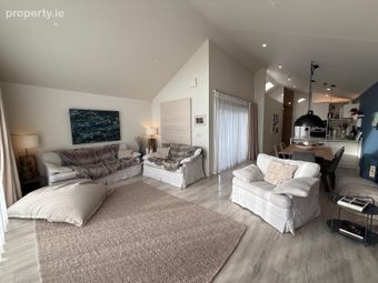 3 Strand Court, Walsheslough, Rosslare Strand, Co. Wexford - Image 4