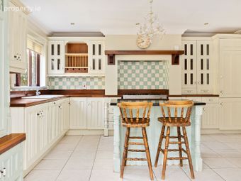30 Walshestown Abbey, Newbridge, Co. Kildare - Image 5