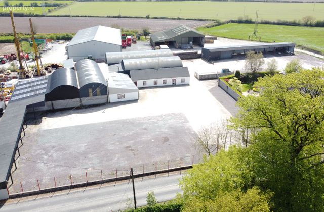 Ballyrichard, Carrigtwohill, Carrigtwohill, Co. Cork - Click to view photos