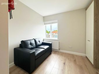 Apartment 4, 71 Cabra Road, Phibsborough, Dublin 7 - Image 5