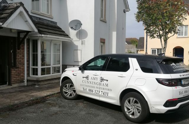7 Meneval Green, Farmleigh, Waterford City Centre, Co. Waterford - Click to view photos