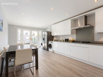 82 Charlesland Grove, Charlesland, Greystones, Co. Wicklow - Image 4