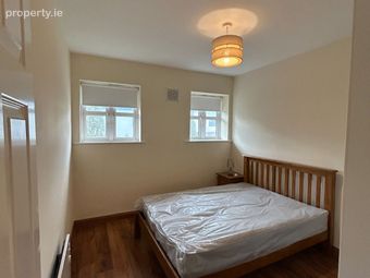 Apartment 20, Glenmalure Court, Dublin 8 - Image 3