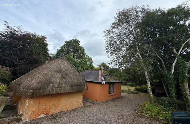 Ummeras House, Ummeras More, Monasterevin, Co. Kildare - Click to view photos