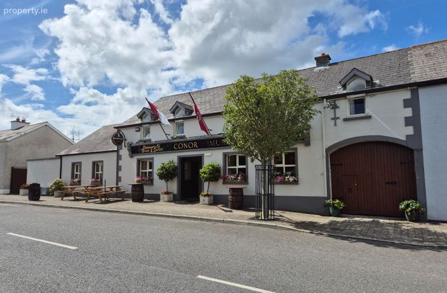 Murtagh's Public House, Multyfarnham, Mullingar, Co. Westmeath, Multyfarnham, Co. Westmeath - Click to view photos