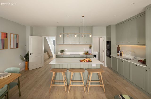 Tower Green, Newbridge, Co. Kildare - Click to view photos
