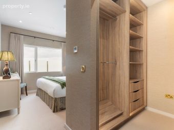 Apartment 8, Woodlands Grove, Blackrock, Co. Dublin - Image 4