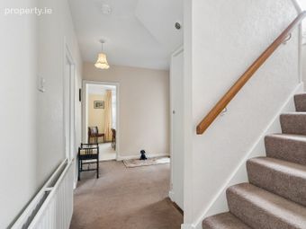 29 Glenomena Park, Booterstown, Co. Dublin - Image 4