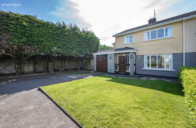 17 Pembroke Wood, Passage West, Cork, Passage West, Co. Cork - Click to view photos