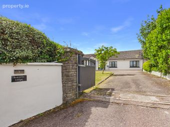 Bramble Lodge, East Ferry, Cobh, Co. Cork - Image 3