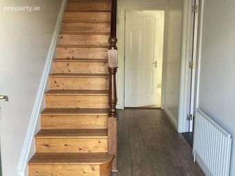 18 Croke Gardens, Thurles, Co. Tipperary - Image 4
