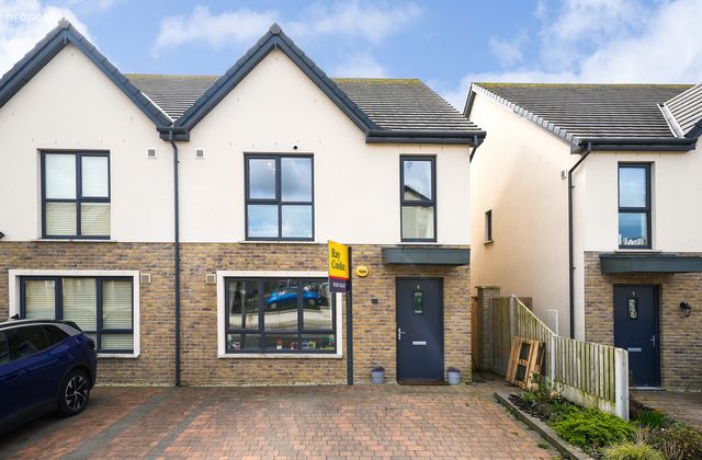 6 The Drive, Walkers Gate, Kildare, Co. Kildare, Kildare, Co. Kildare - Click to view photos