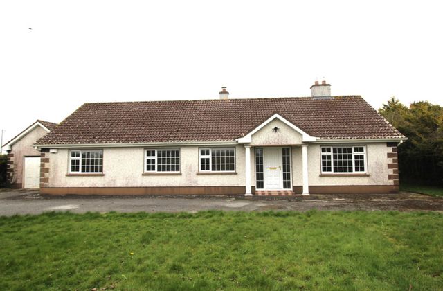 Stonepark, Longford, Danesfort, Co. Longford - Click to view photos