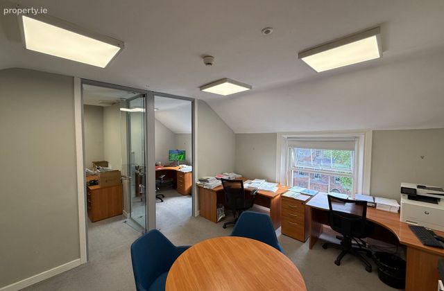 Baggot Street Lower, Dublin 2 - Click to view photos