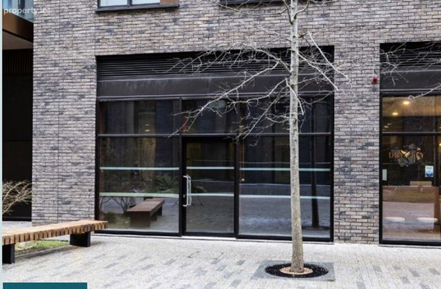 Dublin Landings, Spencer Dock, IFSC, Dublin 1 - Click to view photos