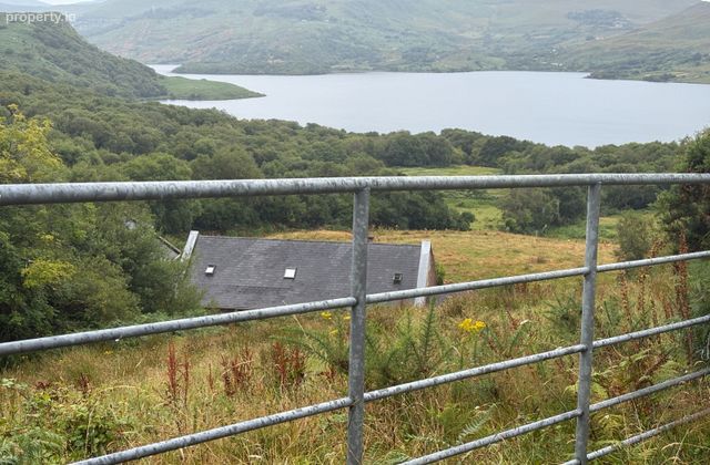 Oulagh East, Caragh Lake, Killorglin, Co. Kerry - Click to view photos