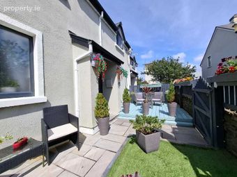 5 Saint Fionnans Close, Achill Sound, Co. Mayo - Image 2