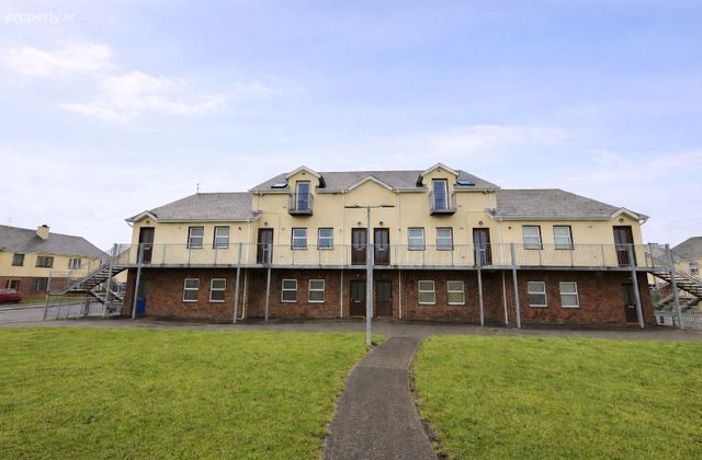 21 Ballycasey Court Apartments, Shannon, Co. Clare - Click to view photos