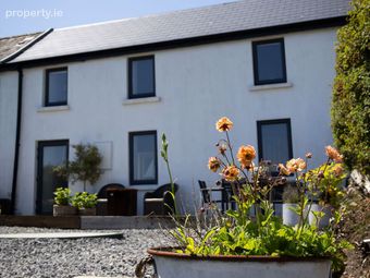 Guileen Cottages, Monatrea East, Kinsalebeg, Co. Waterford - Image 2