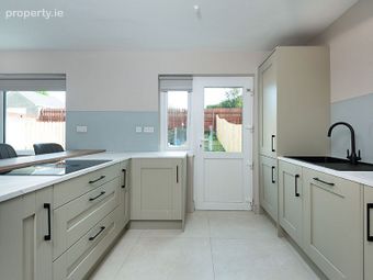 4 College Row, College Road, Letterkenny, Co. Done, Letterkenny, Co. Donegal - Image 3