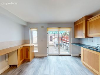 8 Weaver Court, Clondalkin, Dublin 22 - Image 4