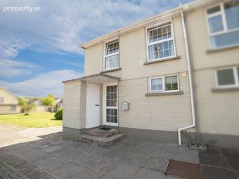 5 Canon Sheehan Place, Doneraile, Doneraile, Co. Cork