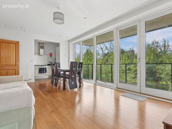 2 Bed Apartment, Bloomfield Park, Bloomfield Avenue, Donnybrook, Dublin 4 - Image 2
