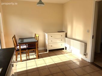 5 Riverchapel Crescent, Riverchapel, Riverchapel, Co. Wexford - Image 2