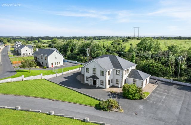 Belleek Road, Ballyshannon, Co. Donegal., Ballyshannon, Co. Donegal - Click to view photos