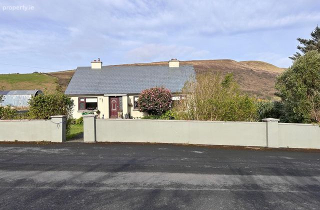 Kilcommon, Pulathomas, Belmullet, Co. Mayo - Click to view photos
