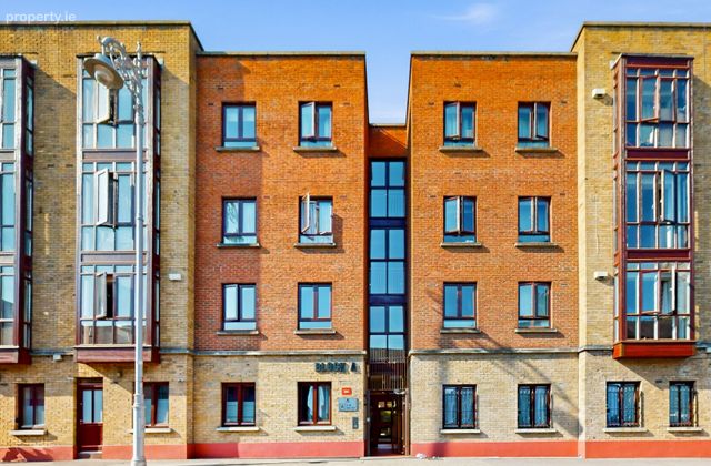 Apartment 13, Blackhall Square, Dublin 7 - Click to view photos